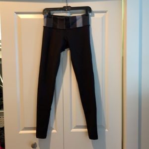 COPY - Size 6 full length Luon Lululemon pants
